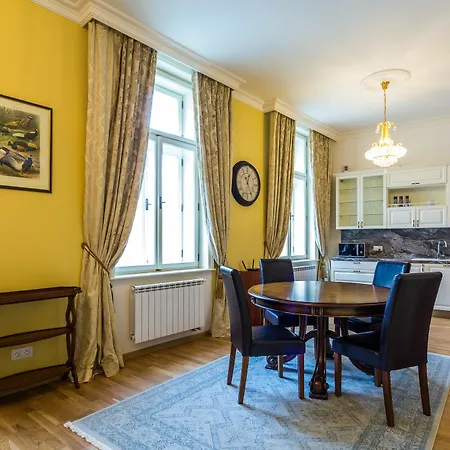 Karlsbad Prestige Apartment Exterior photo