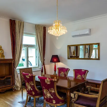 Karlsbad Prestige Apartment Exterior photo
